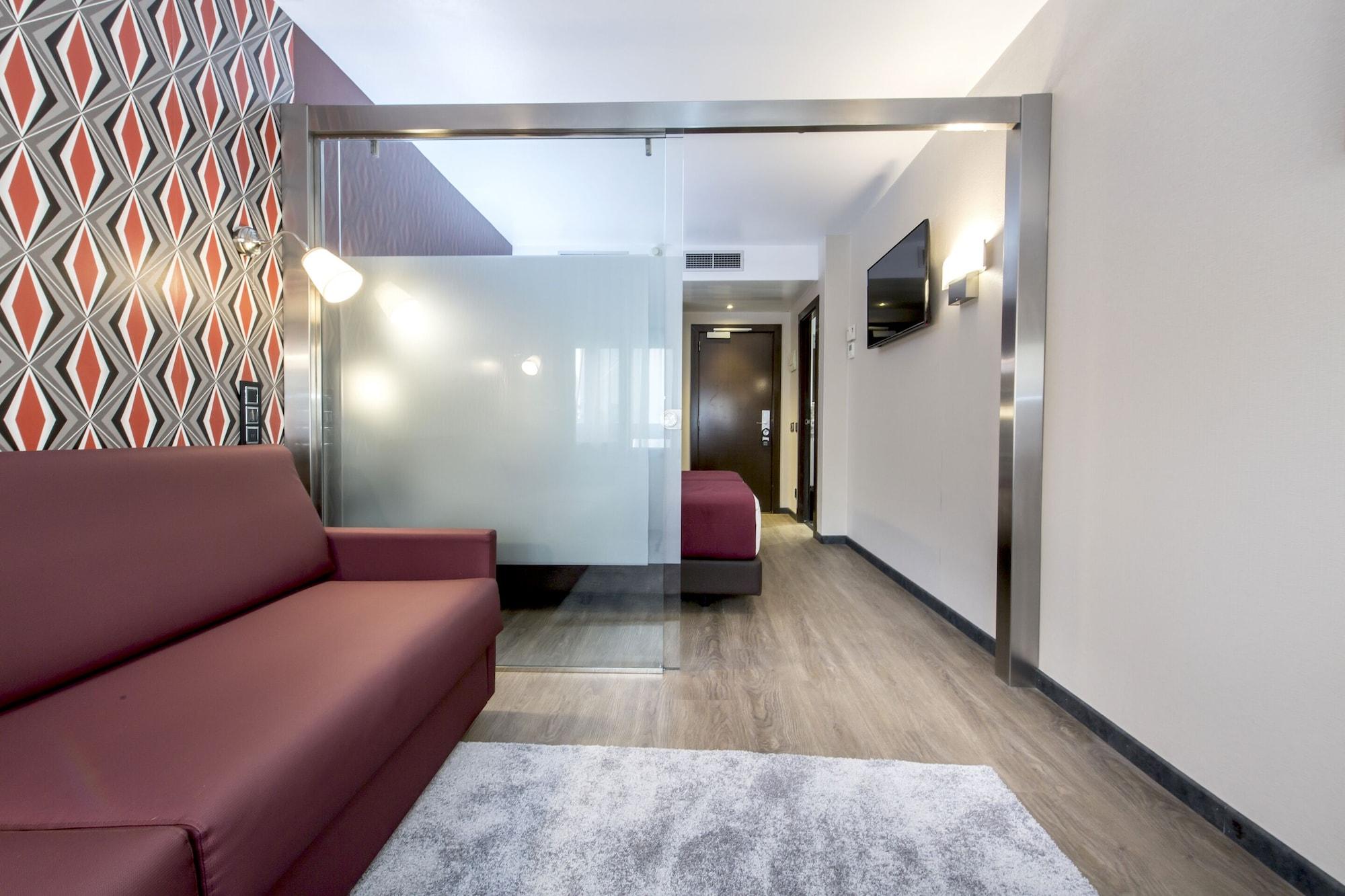 Hotel Ronda Lesseps Barcelona Ngoại thất bức ảnh