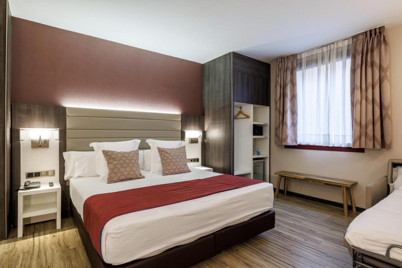 Hotel Ronda Lesseps Barcelona Phòng bức ảnh