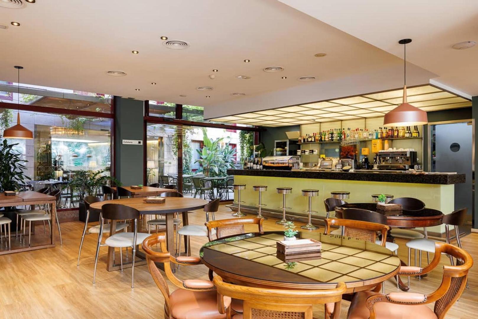 Hotel Ronda Lesseps Barcelona Ngoại thất bức ảnh