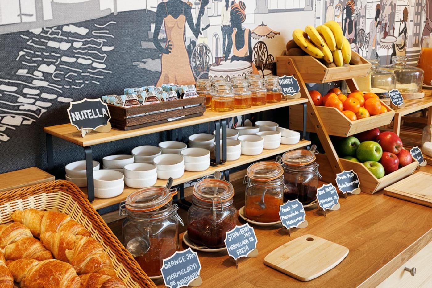 Hotel Ronda Lesseps Barcelona Ngoại thất bức ảnh