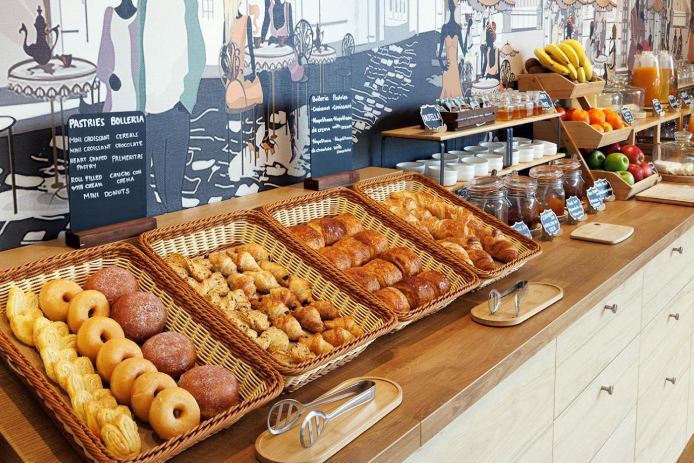 Hotel Ronda Lesseps Barcelona Ngoại thất bức ảnh