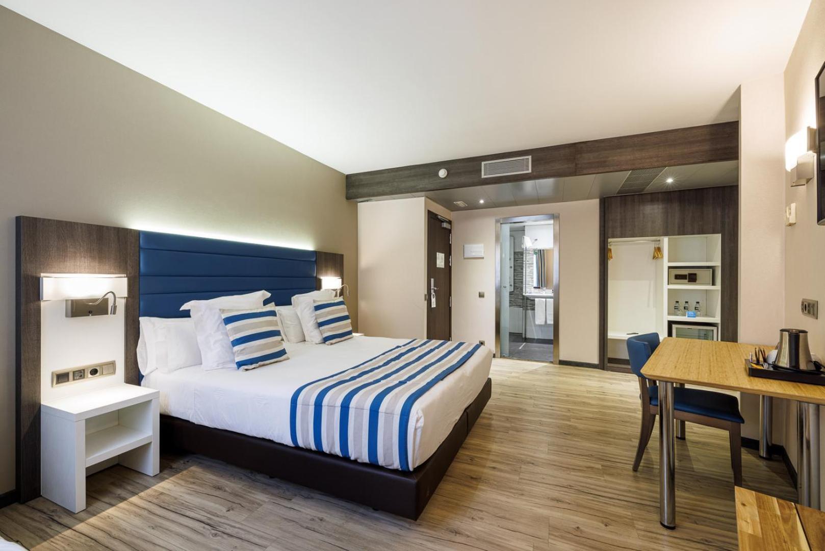 Hotel Ronda Lesseps Barcelona Phòng bức ảnh